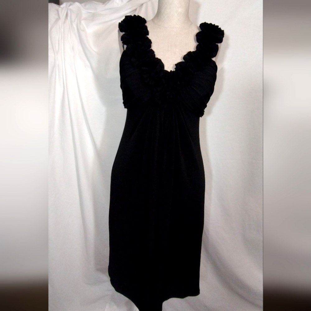 Maggie London Vintage wide, ruffled strapped, midi formal dress, black, V-Neck,6